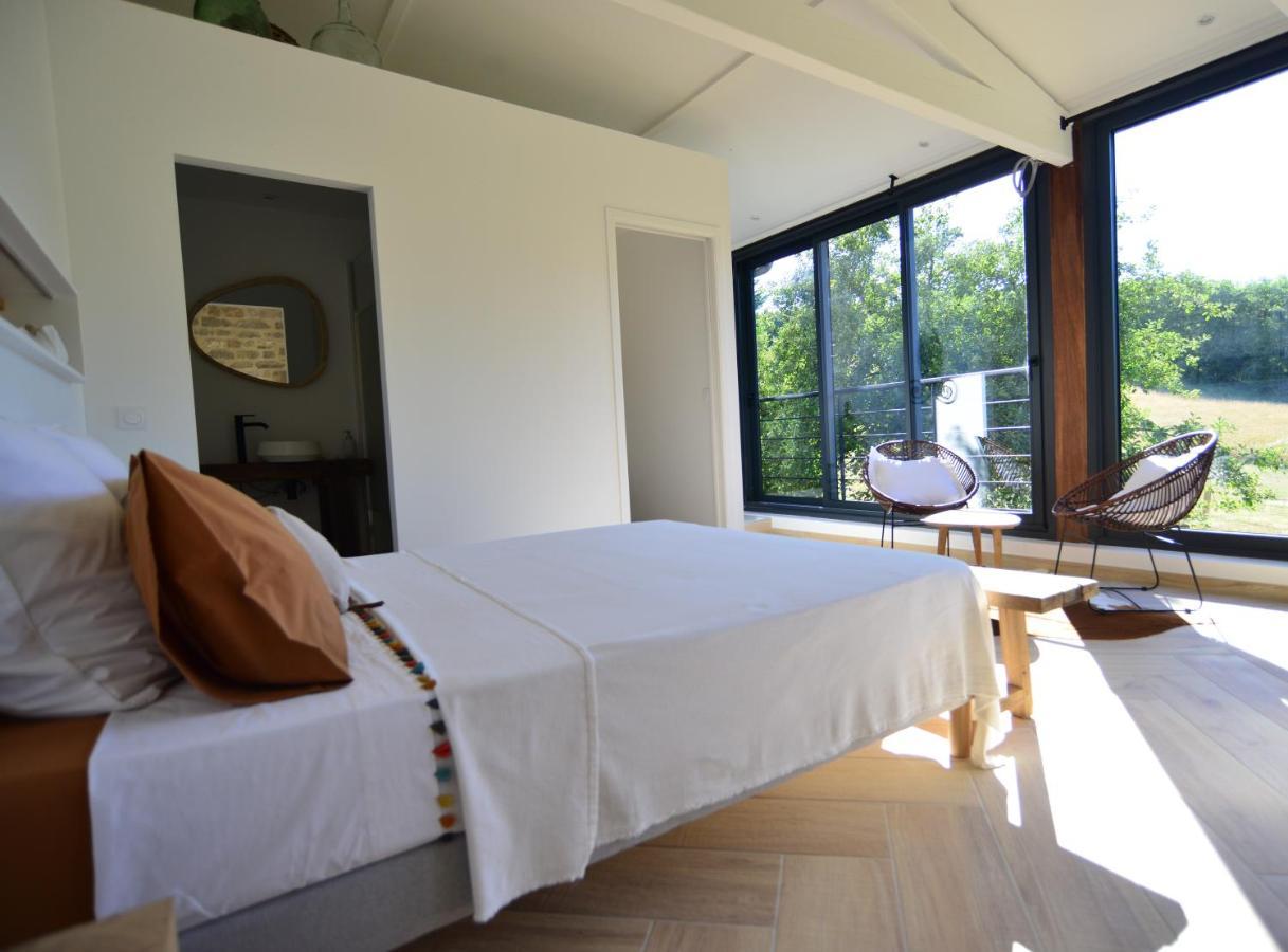 Chambre D'Hotes A La Cle Des Champs Varen Exterior foto